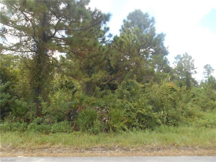 Oversized lot available to build your home. New construction across the street. Located close to everything, shopping, the airport and stadiums.