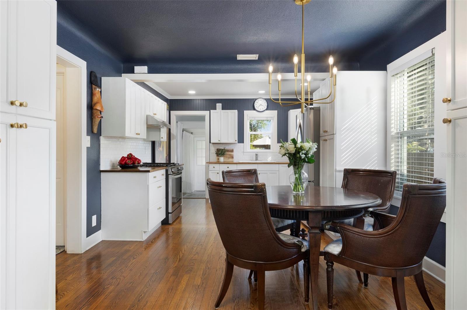 CRESENT LAKE TERRACE - Residential