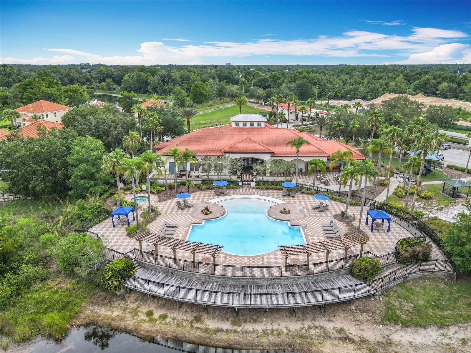 AVIANA PH 01 - Residential