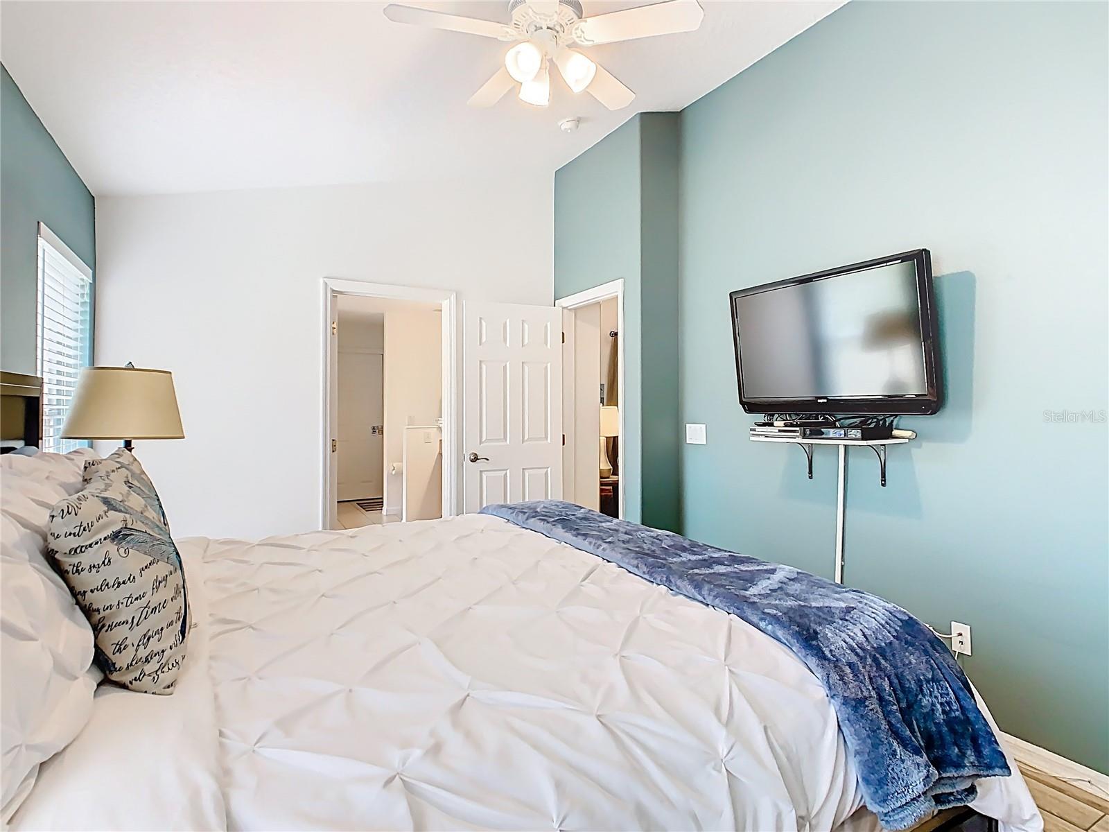 AVIANA PH 01 - Residential