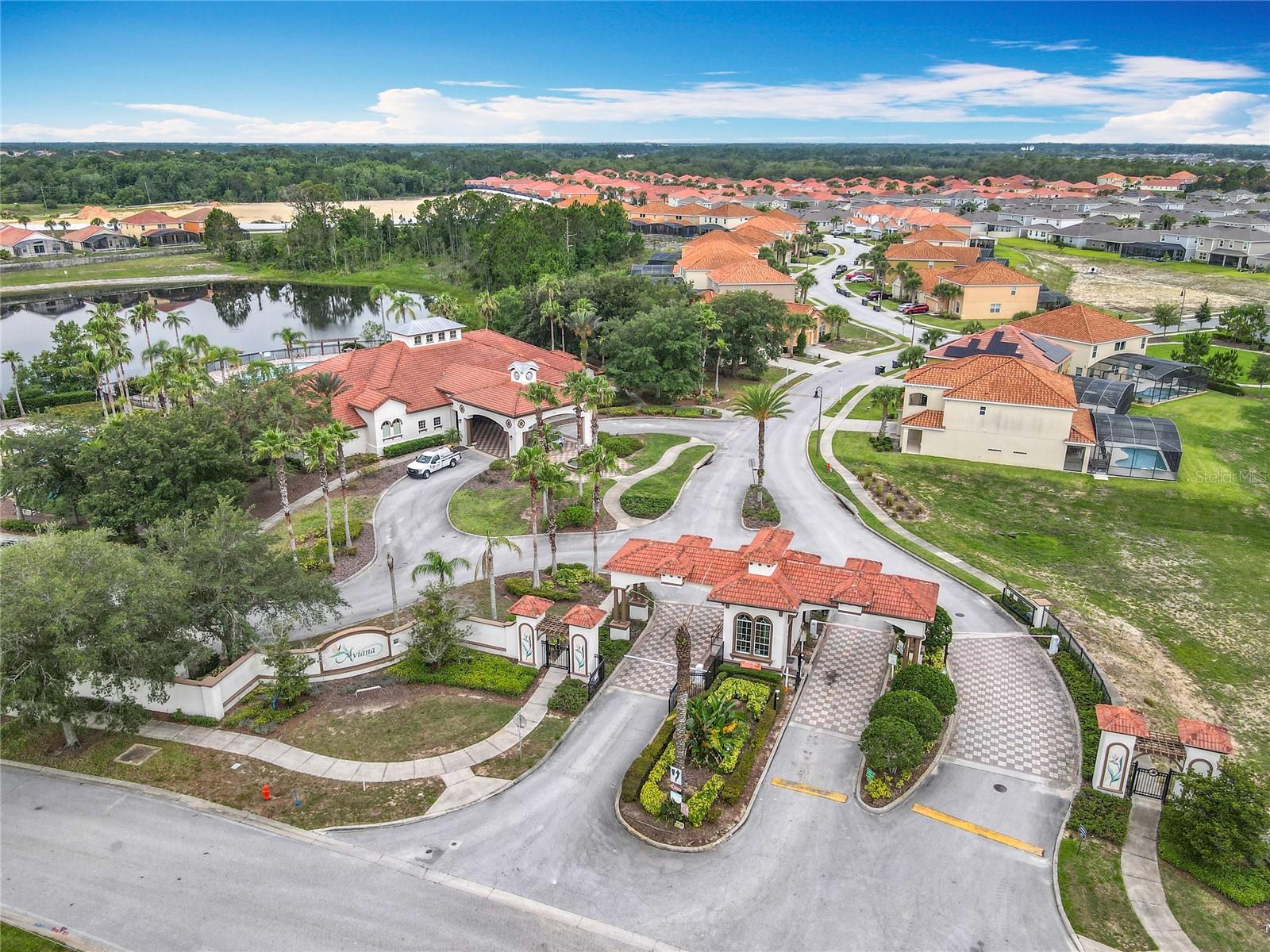 AVIANA PH 01 - Residential