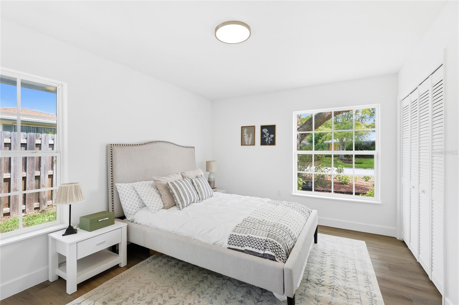 SOUTH GATE - Residential