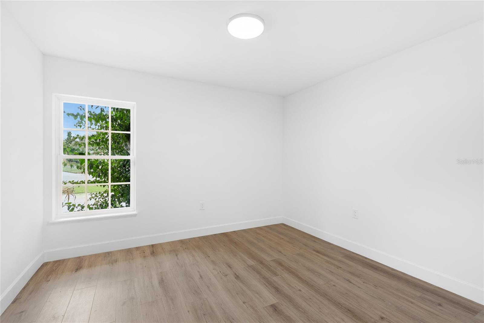 SOUTH GATE - Residential