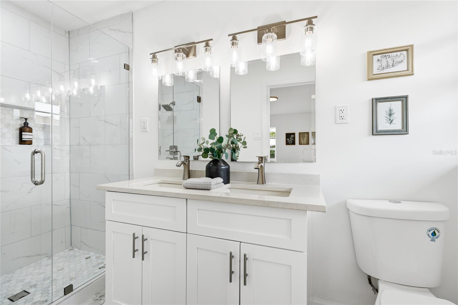 SOUTH GATE - Residential