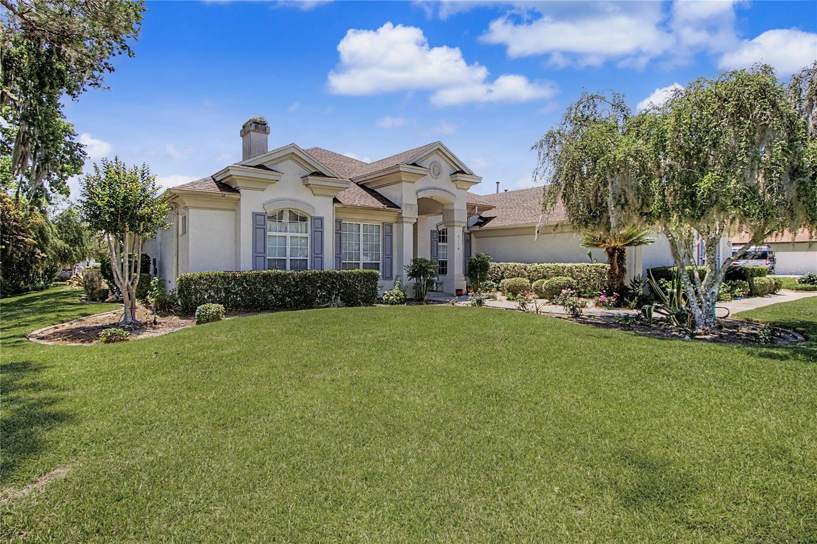 2114 SE 25TH LOOP