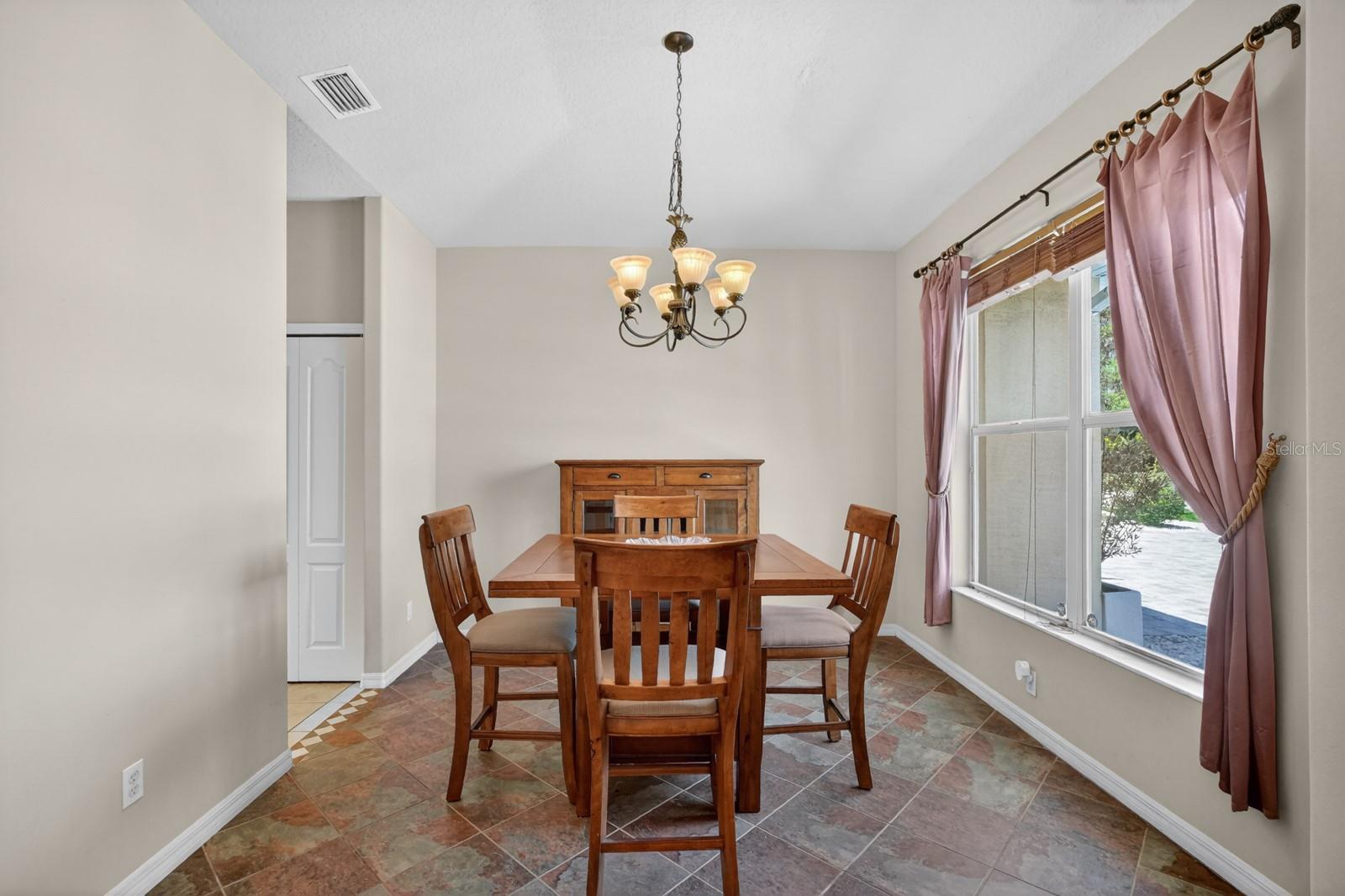 VINEYARDS PH 04 - Residential