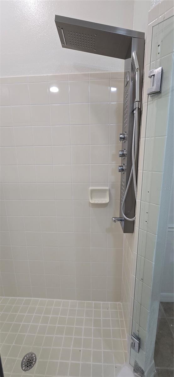 LUMSDEN POINTE PHASE 1 LOT 9 BLOCK E - Residential