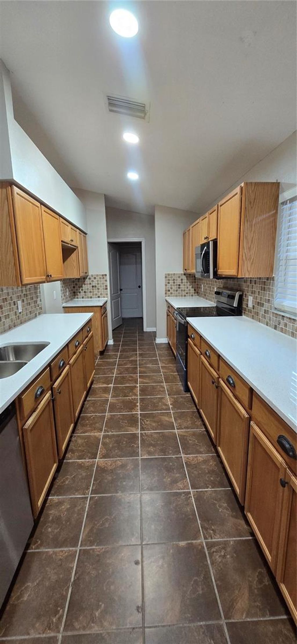 Photo of 1810 Greystone Heights Drive, Valrico, FL 33594 (MLS # TB8488555)