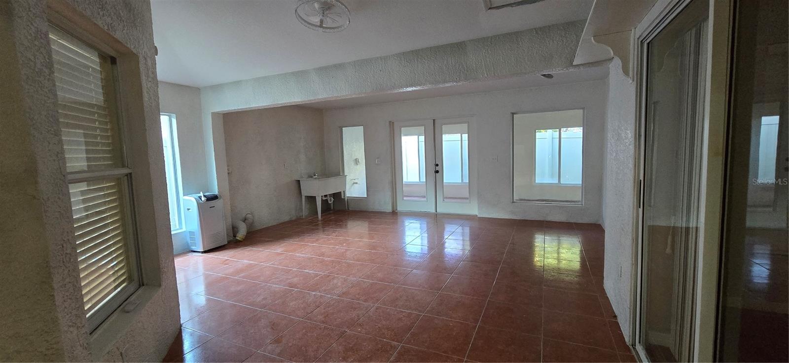 LUMSDEN POINTE PHASE 1 LOT 9 BLOCK E - Residential