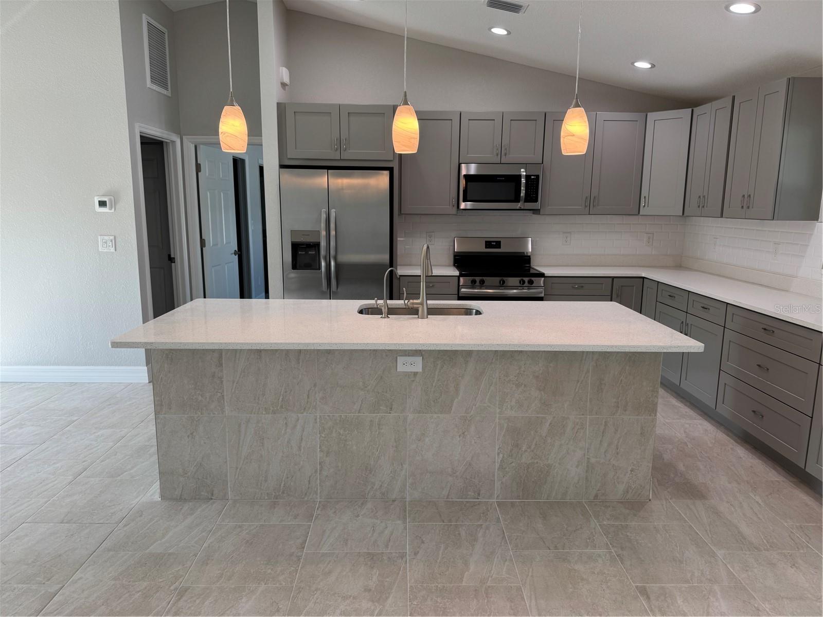 3560 ELIAS CIRCLE