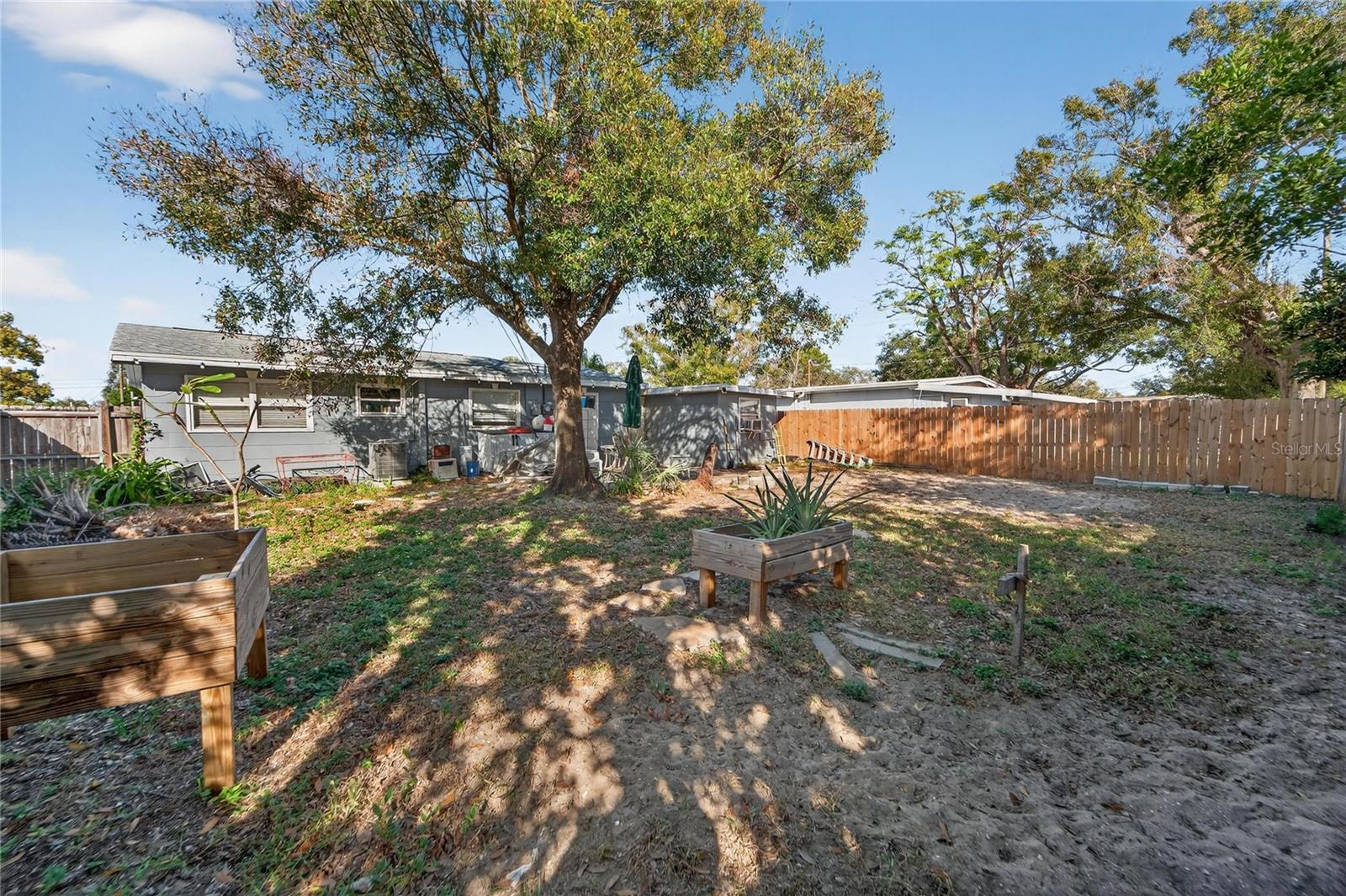 HILLTOP GROVE SUB - Residential