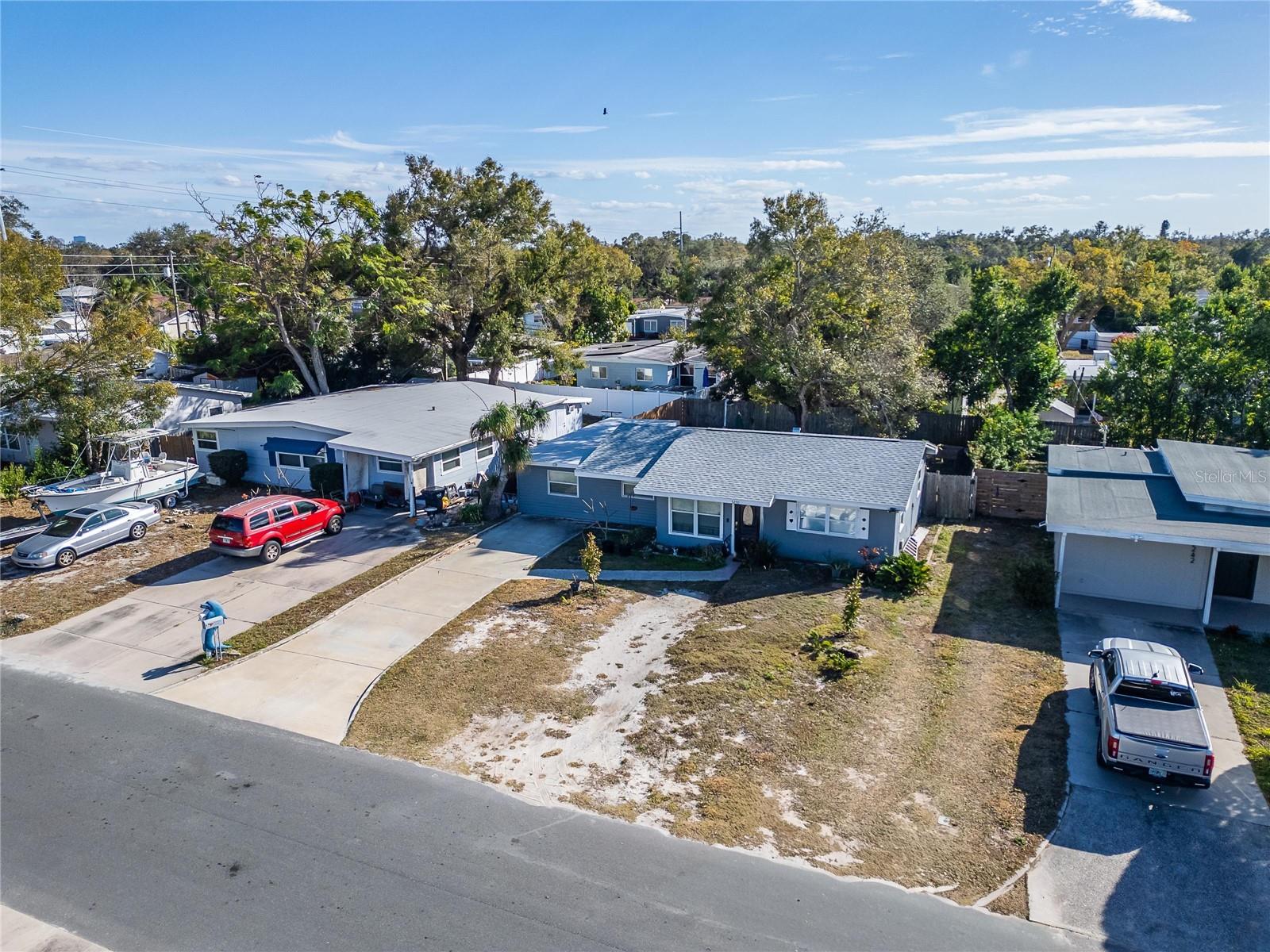 HILLTOP GROVE SUB - Residential