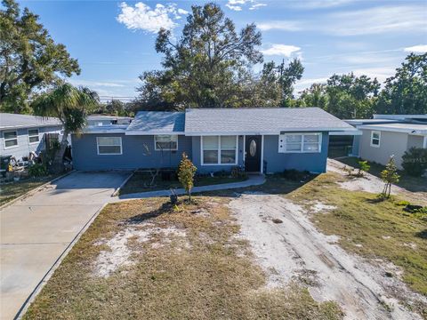 Photo of 5230 45th Avenue N, St Petersburg, FL 33709 (MLS # TB8457484)