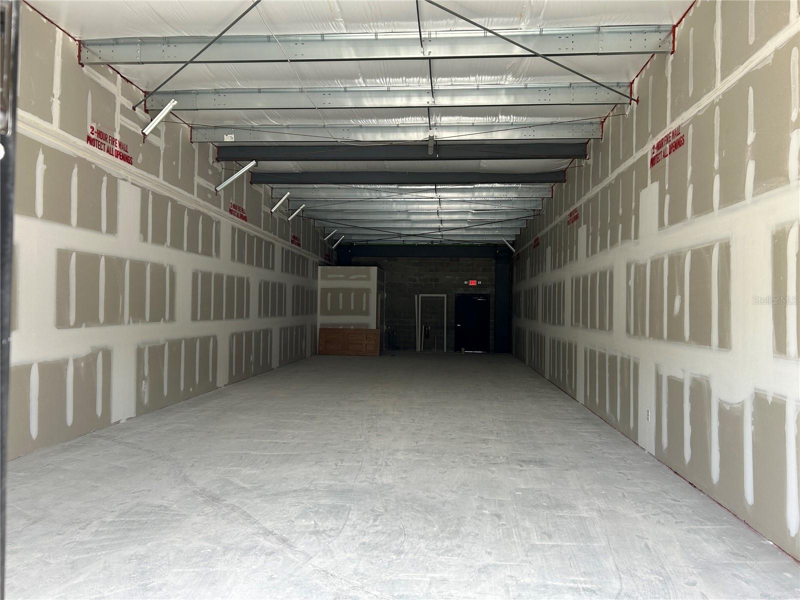 OAK RDG BUS CENTER III - Commercial Lease