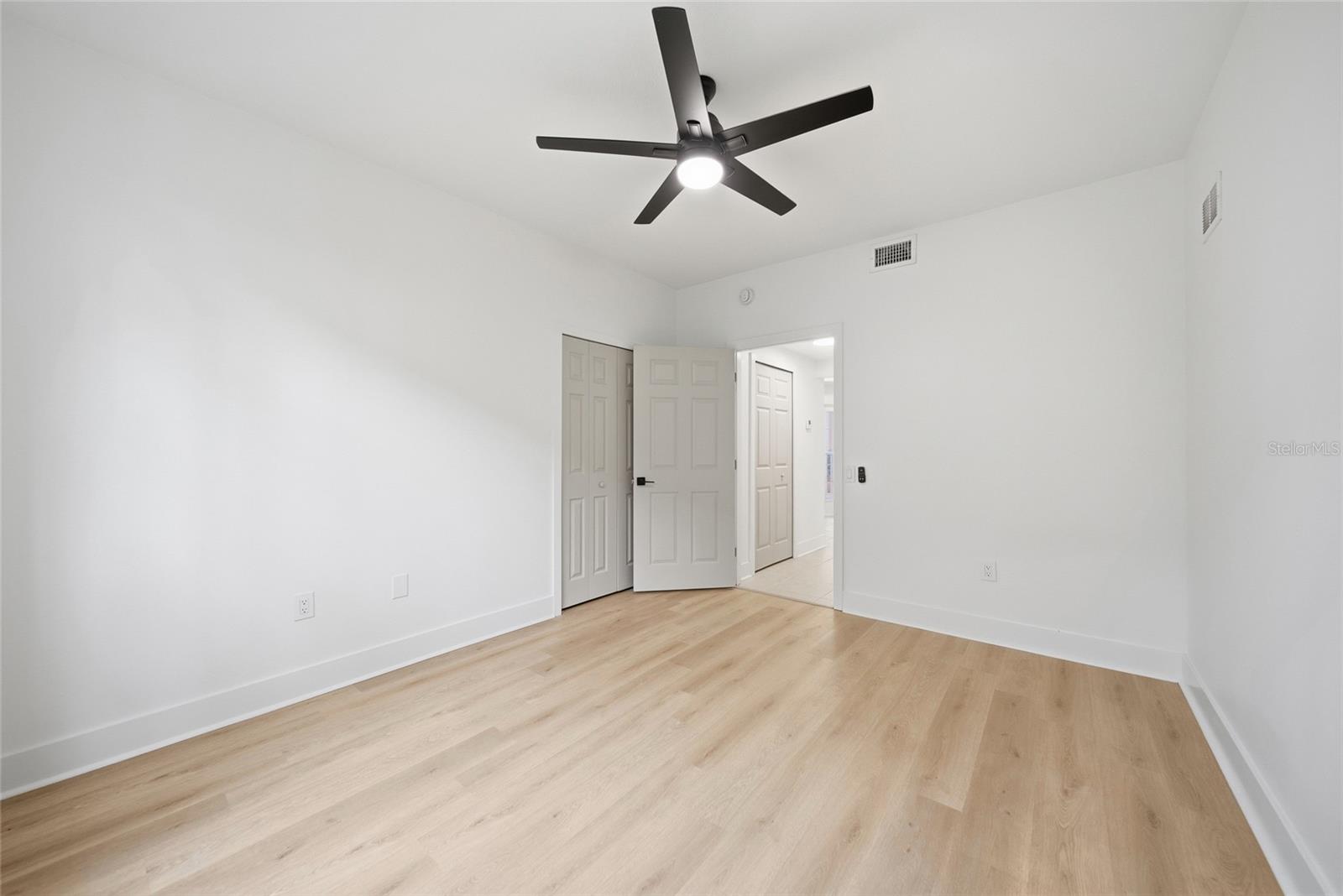 ARIELLE ON PALMER RANCH SEC 1 - Residential