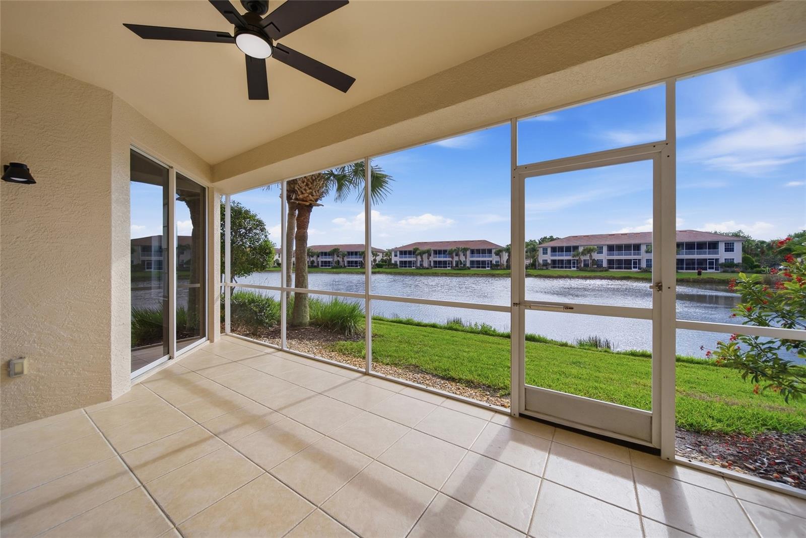 ARIELLE ON PALMER RANCH SEC 1 - Residential