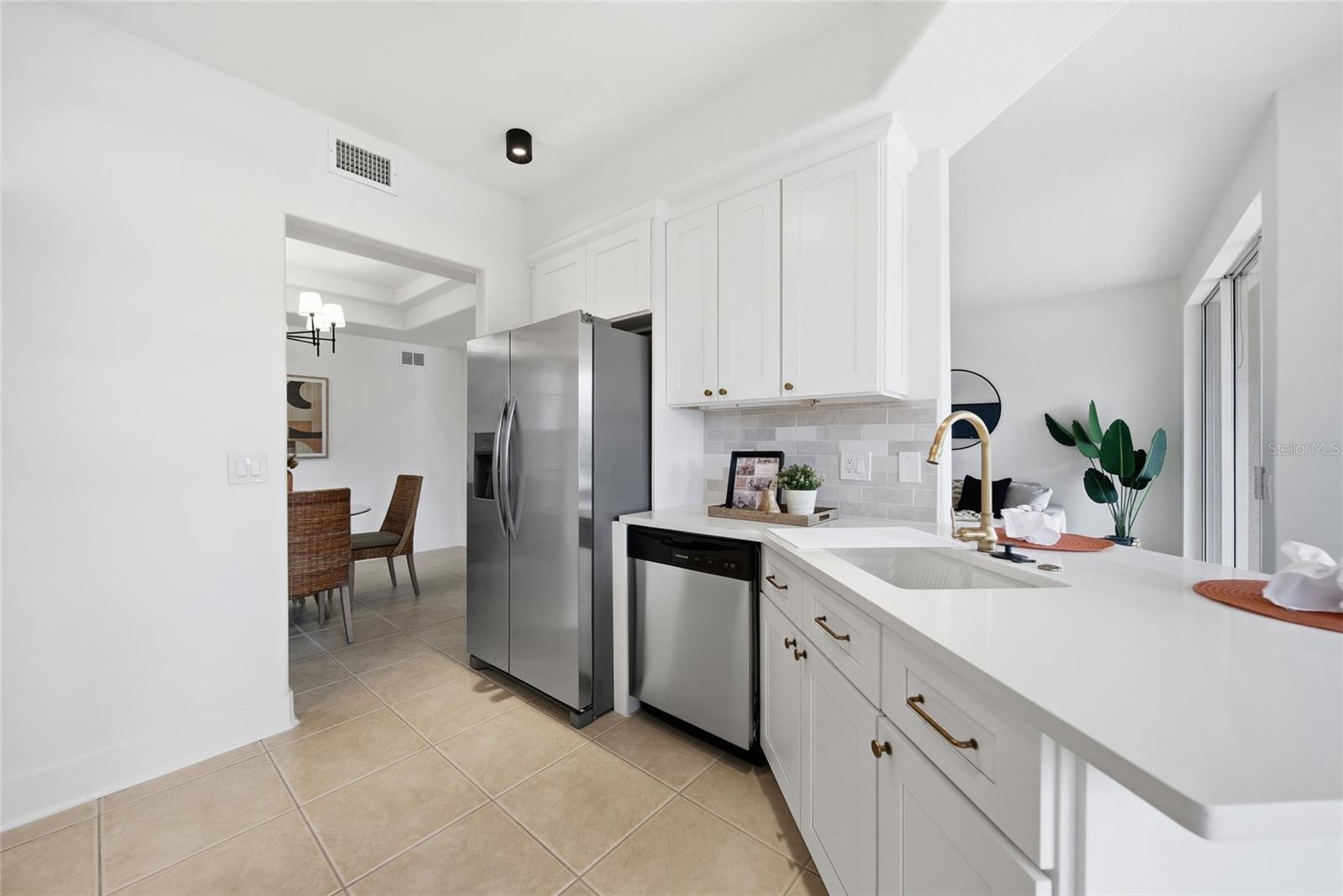 7084 PROSPERITY CIRCLE 1102