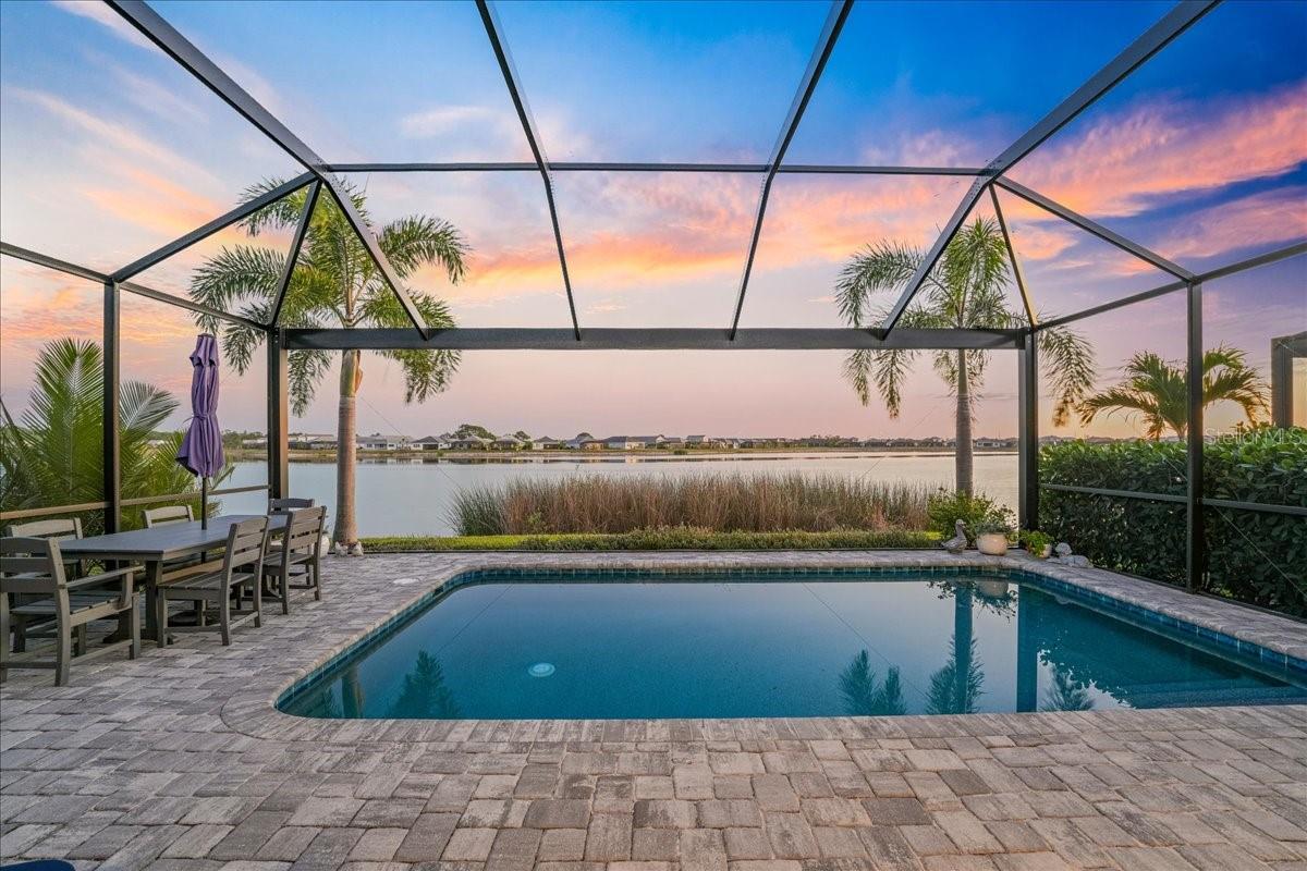 LAKEHOUSE COVE/WATERSIDE PH 4 - Residential