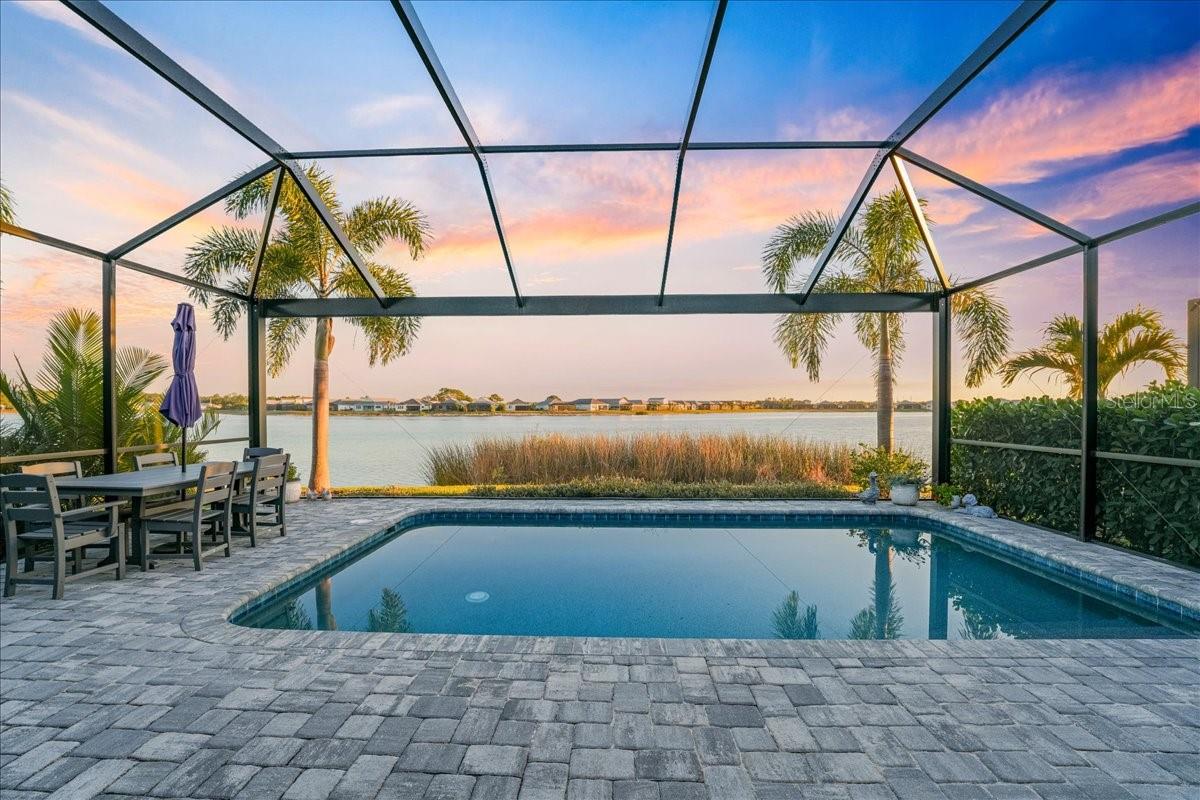 LAKEHOUSE COVE/WATERSIDE PH 4 - Residential