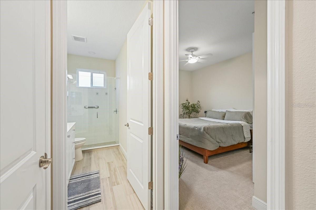 LAKEHOUSE COVE/WATERSIDE PH 4 - Residential