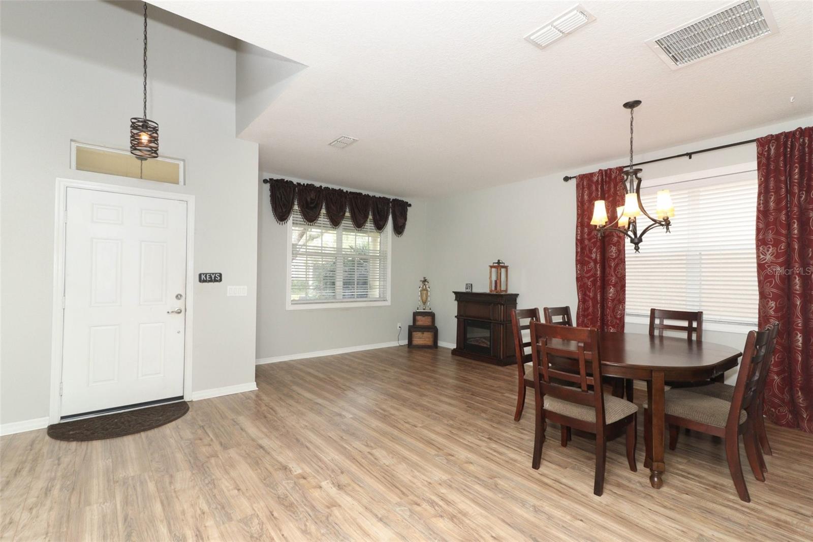528 LEGACY PARK DRIVE