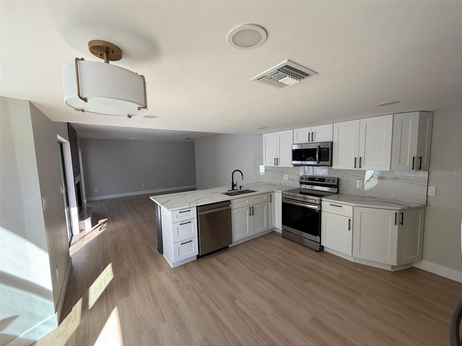 MONTEREY GARDENS - Residential