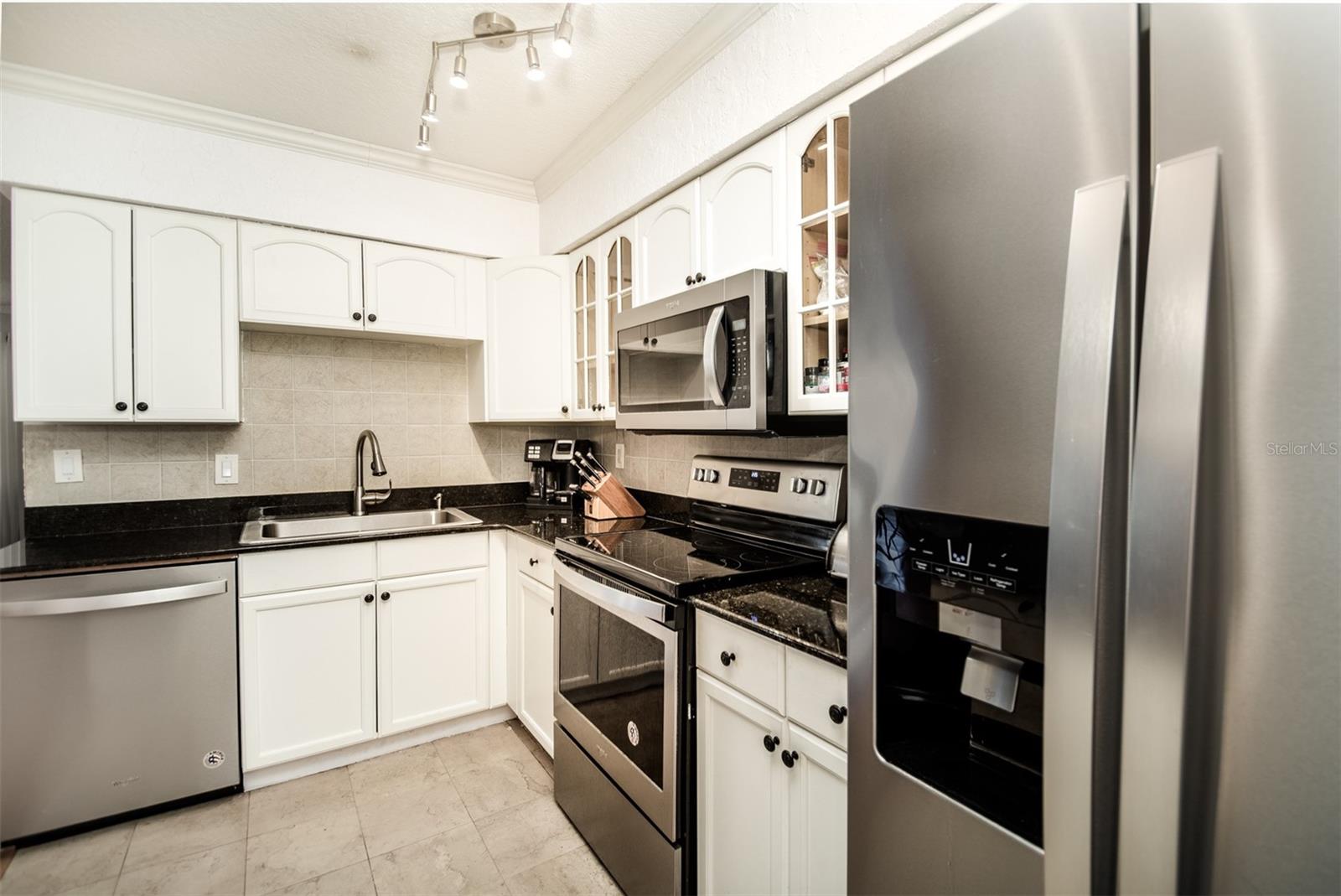 CUMBERLAND PARK 1ST ADD - Residential Lease