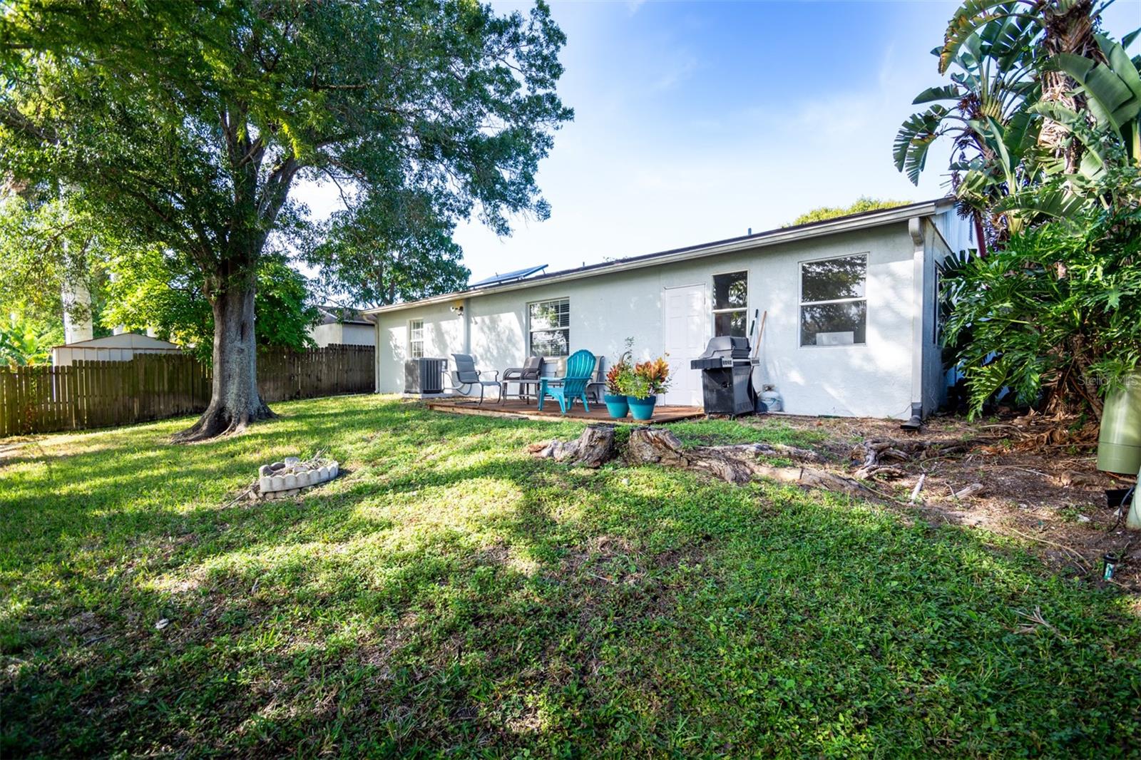 CUMBERLAND PARK 1ST ADD - Residential Lease