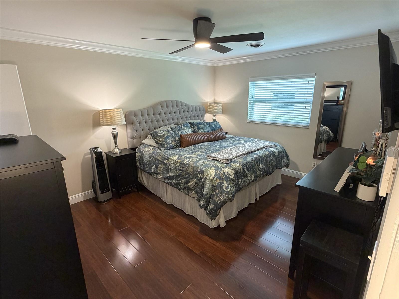 SKYCREST - Residential