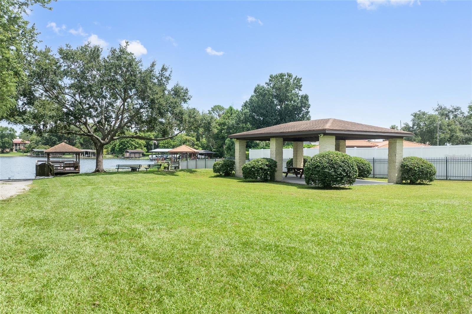 SKYCREST - Residential