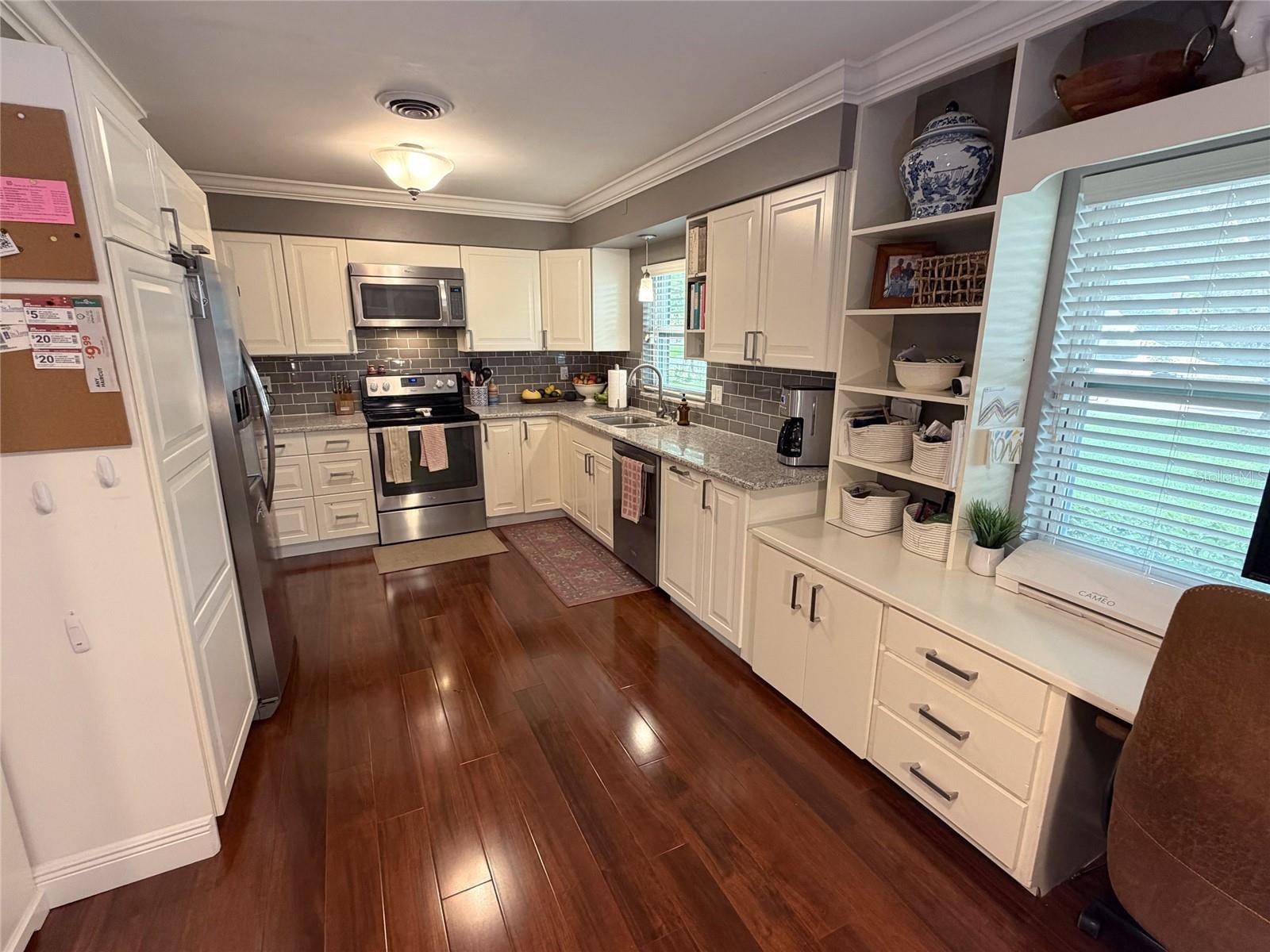 SKYCREST - Residential