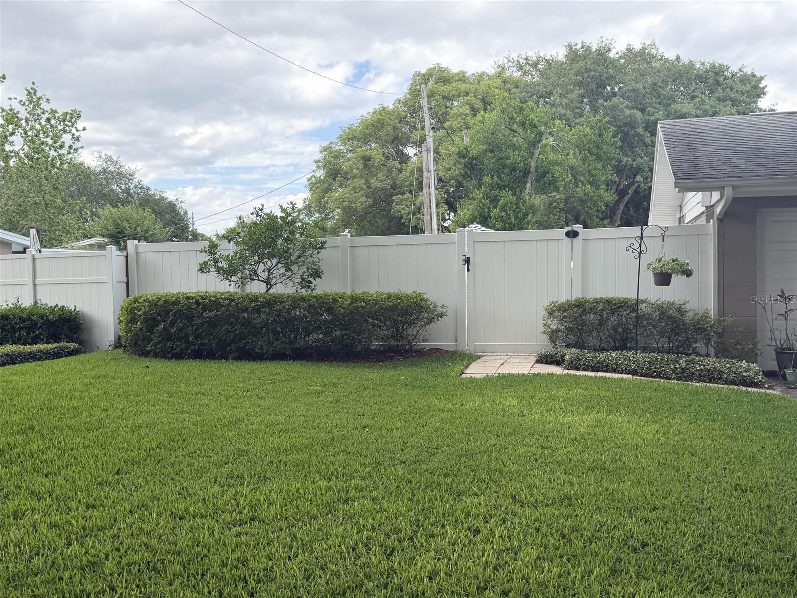 SKYCREST - Residential