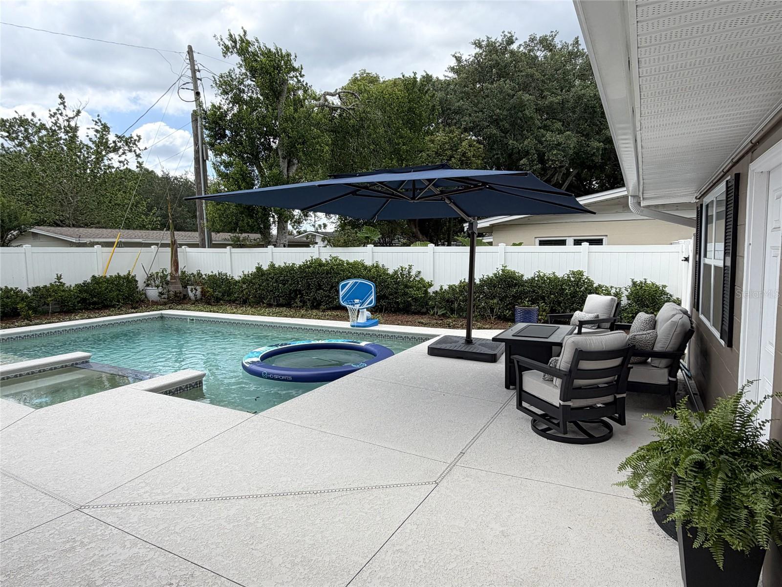 SKYCREST - Residential