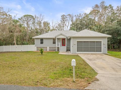 A home in CRYSTAL RIVER