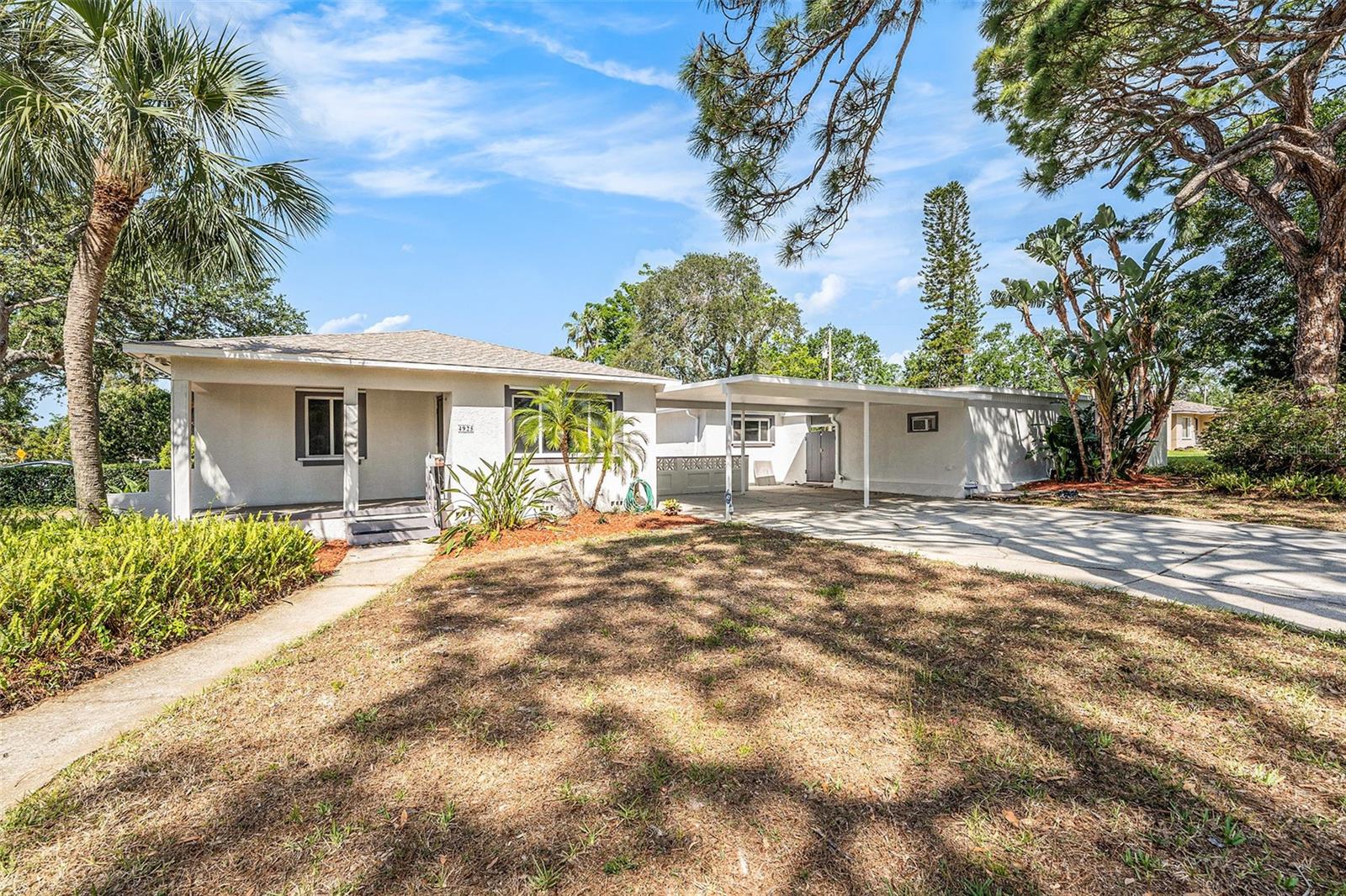 LAKEWOOD ESTATES - Residential