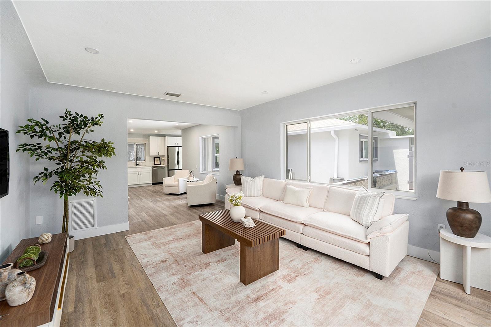 LAKEWOOD ESTATES - Residential