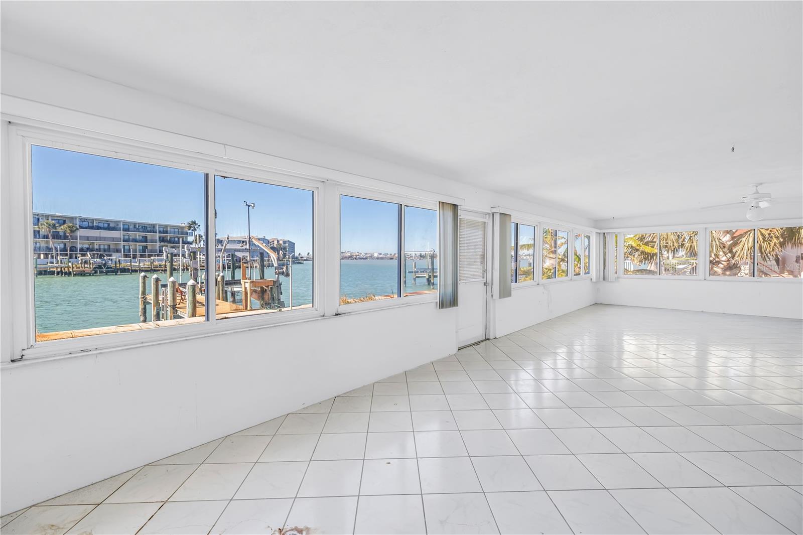 CAPRI ISLE SUB - Residential