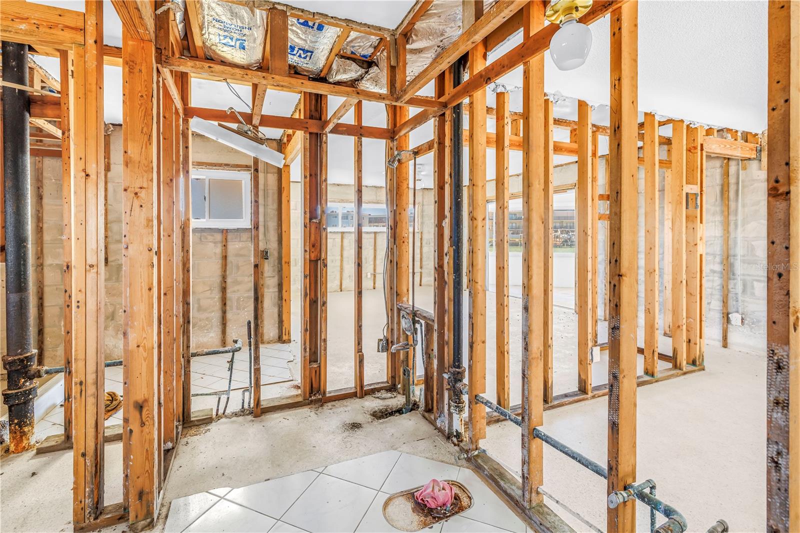 CAPRI ISLE SUB - Residential