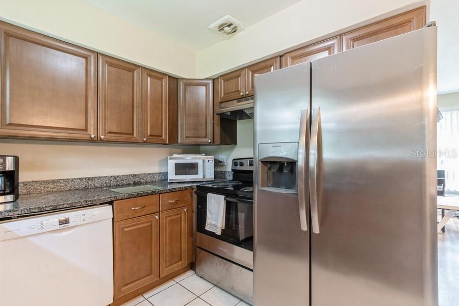 2110 SE 49TH DRIVE