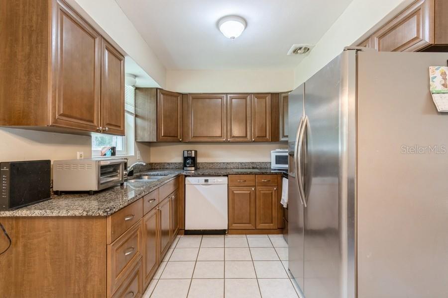 2110 SE 49TH DRIVE
