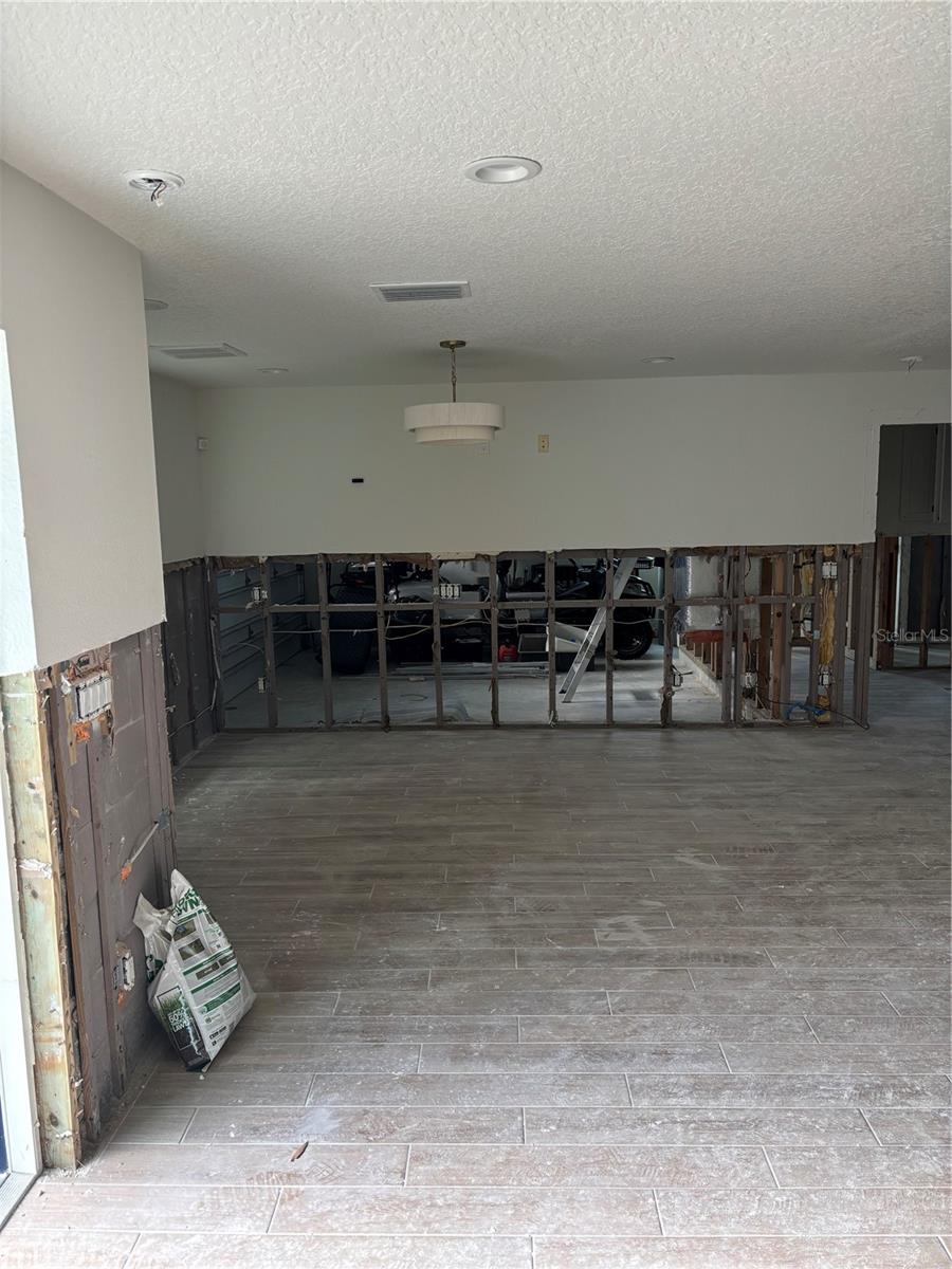 SHORE ACRES VENICE SEC 2ND REP - Residential