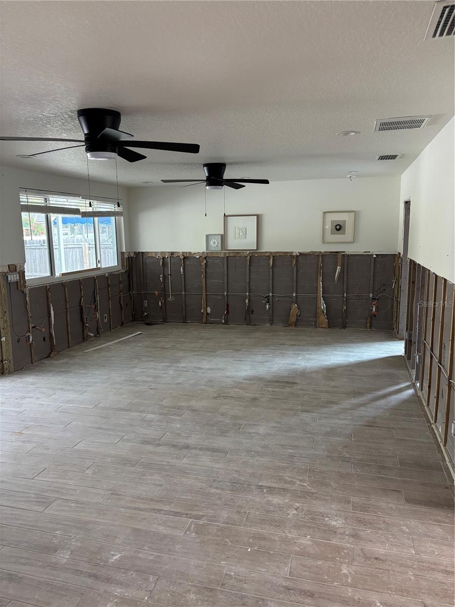 SHORE ACRES VENICE SEC 2ND REP - Residential