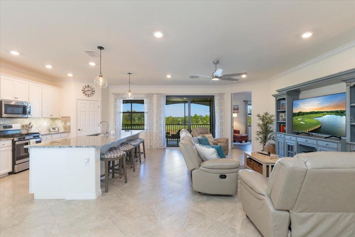 COACH HOMES III AT LAKEWOOD NATIONAL - Residential