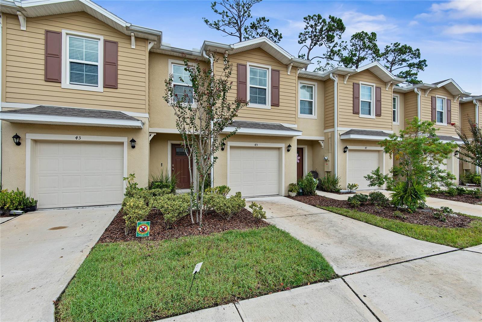 45 BELLA OAKS DRIVE