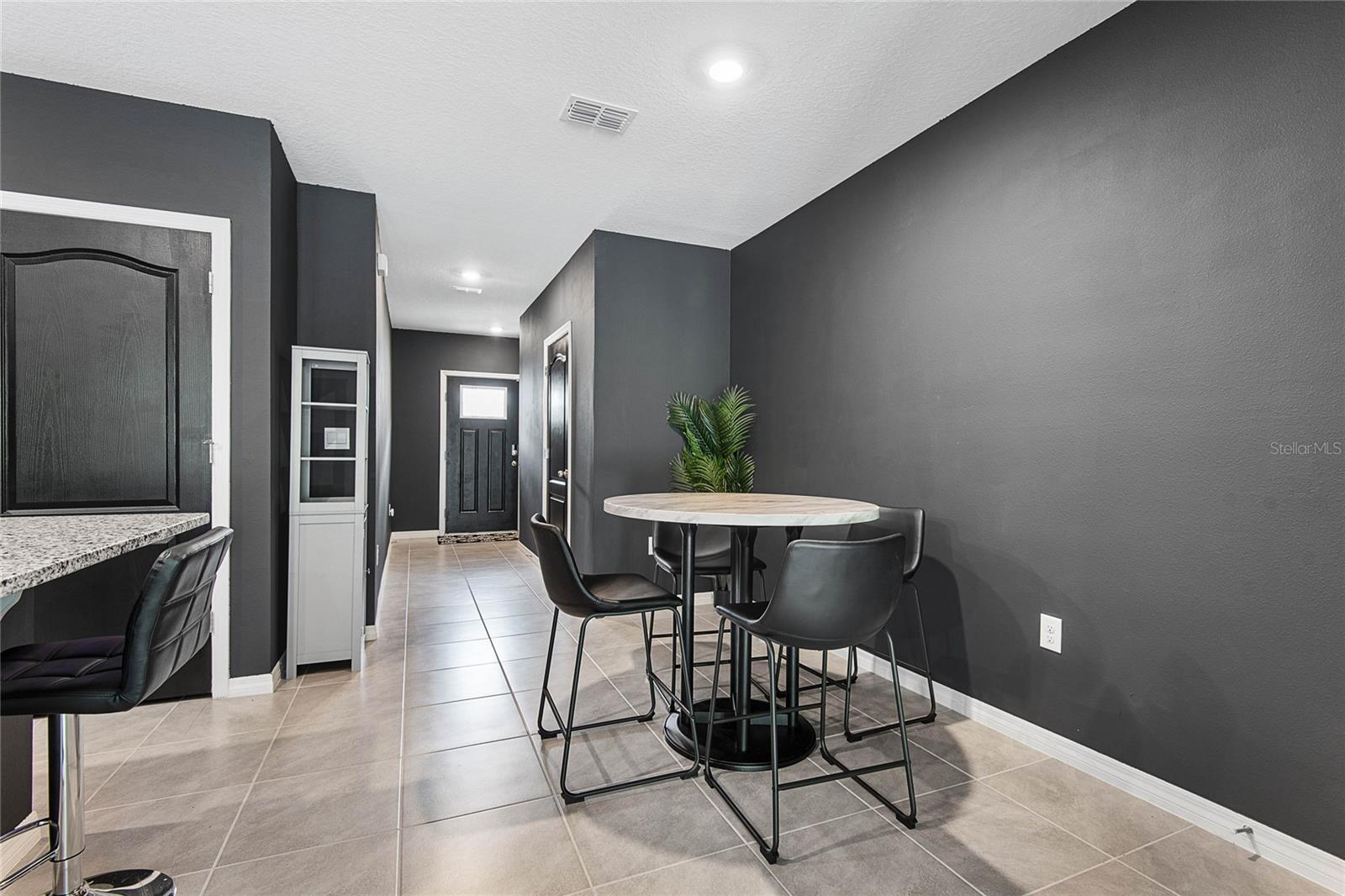 BELLA OAKS - Residential