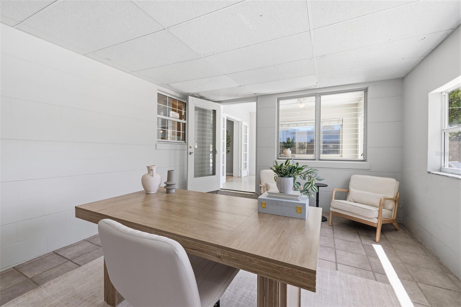 SEMINOLE MANOR 2ND ADD - Residential