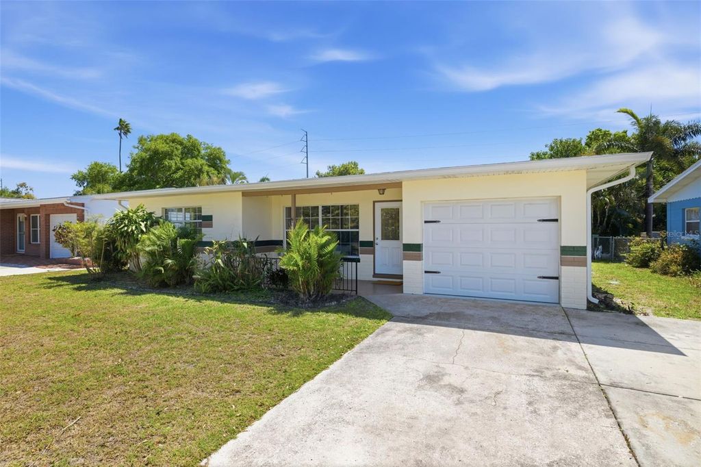 Photo of 10754 63rd Avenue, Seminole, FL 33772 (MLS # TB8485948)