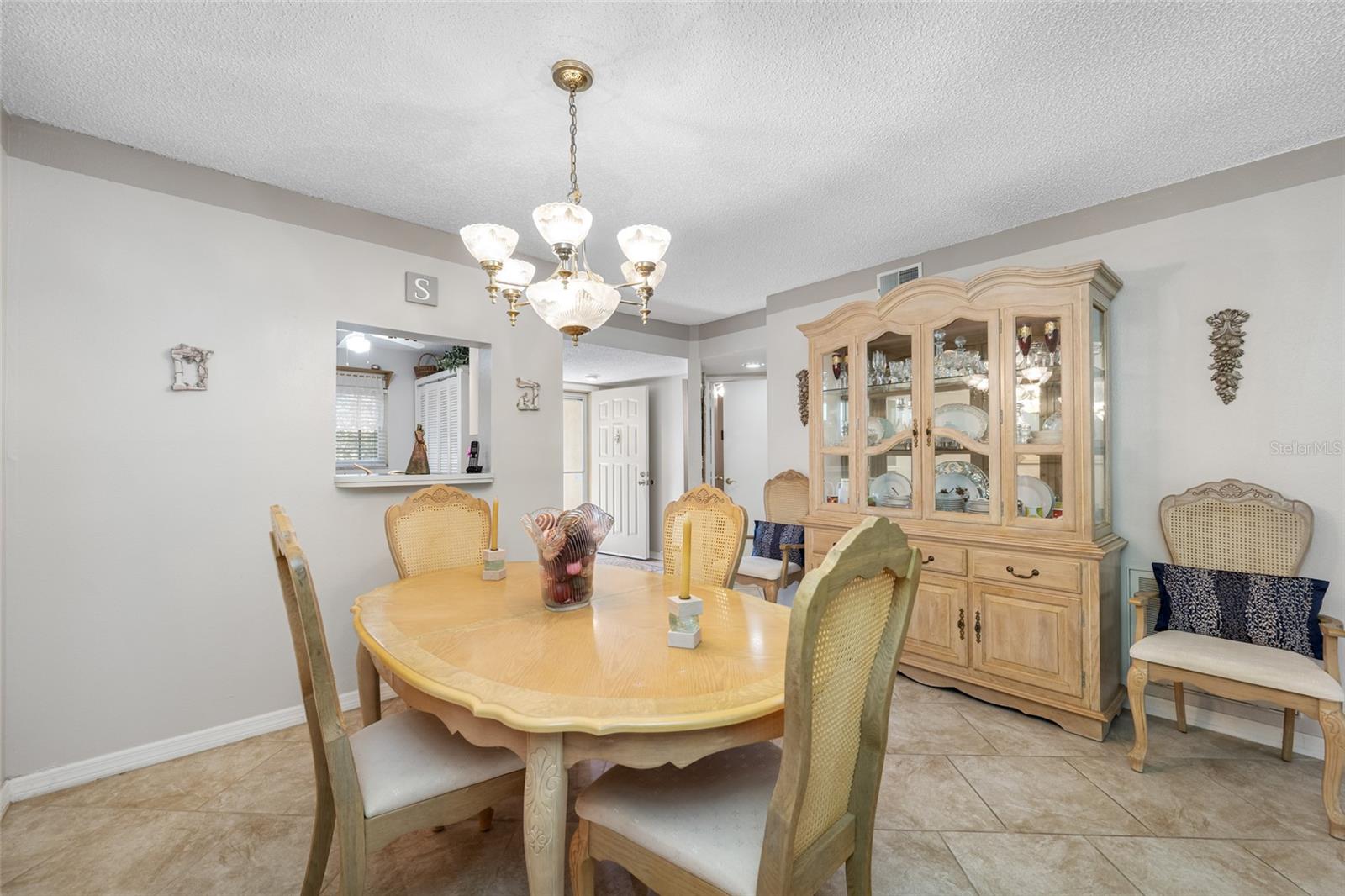 SUNSHINE TERRACE CONDO - Residential