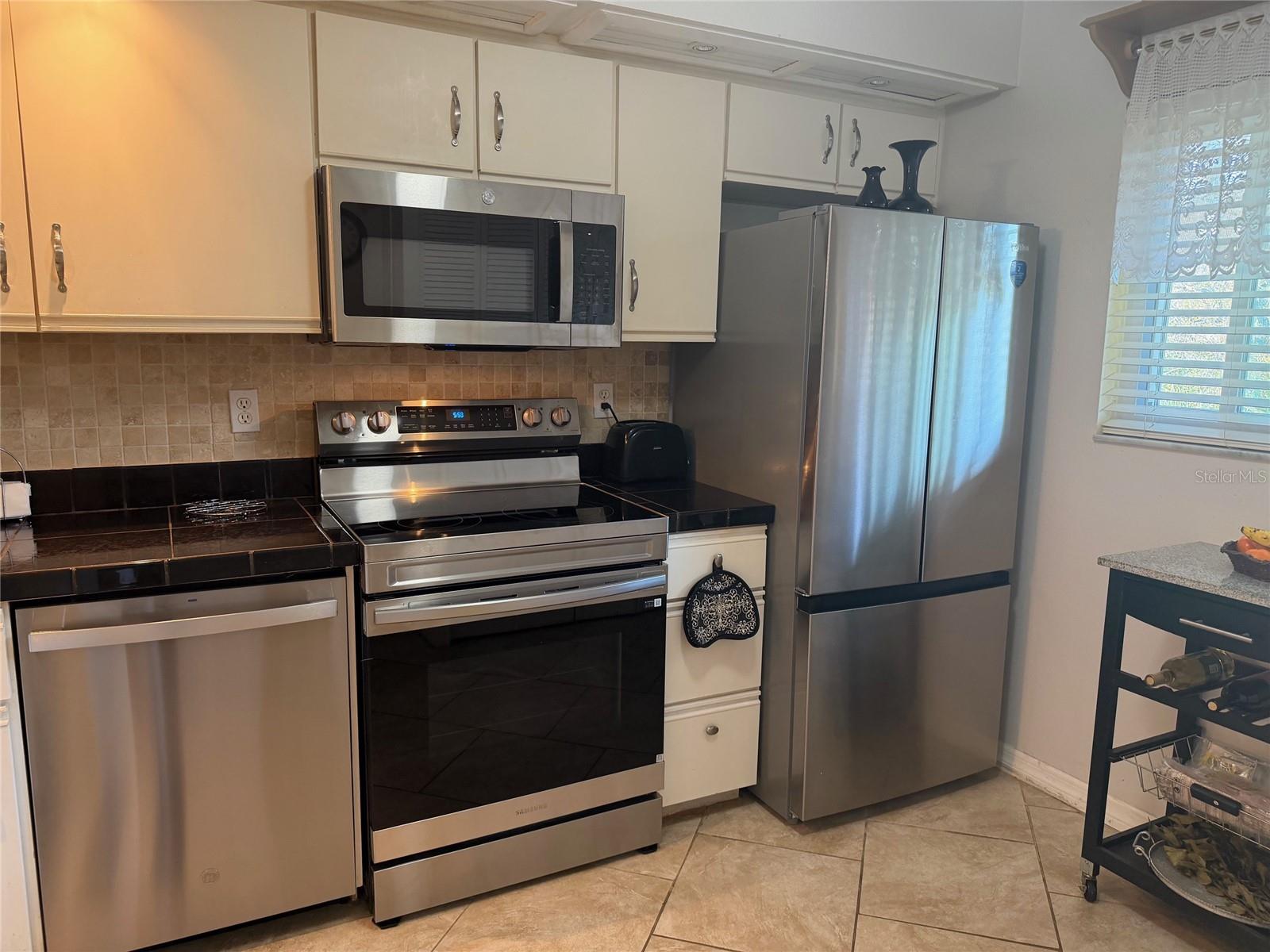 SUNSHINE TERRACE CONDO - Residential