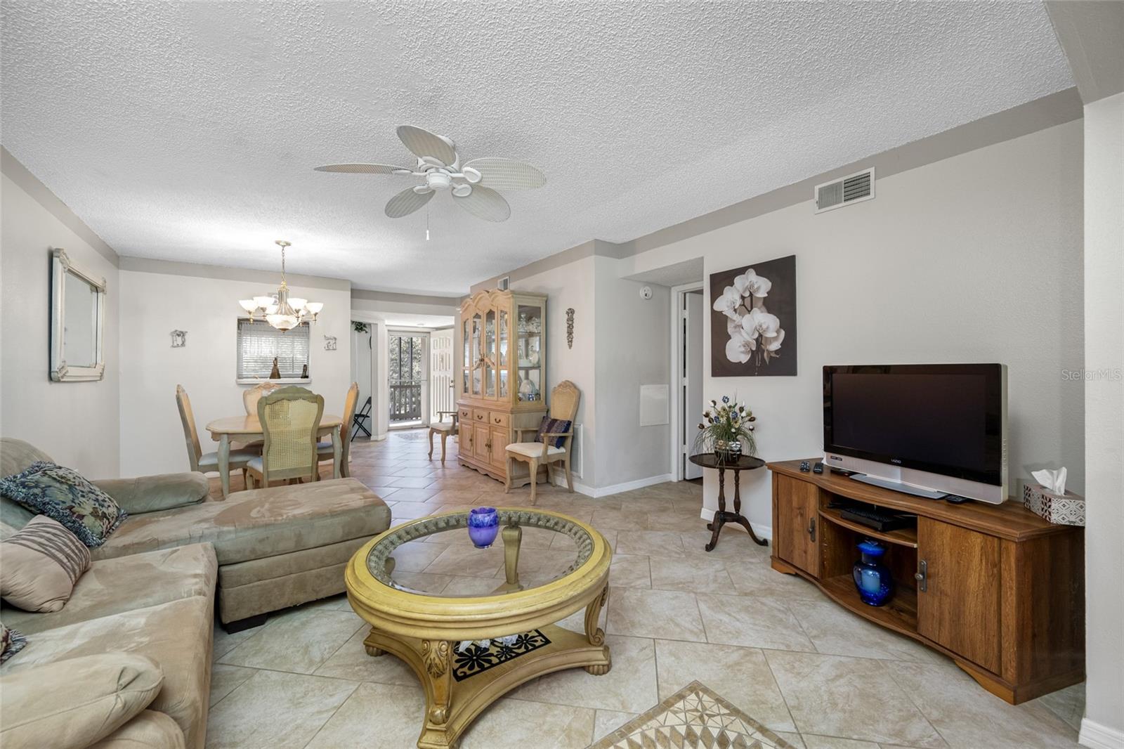 SUNSHINE TERRACE CONDO - Residential